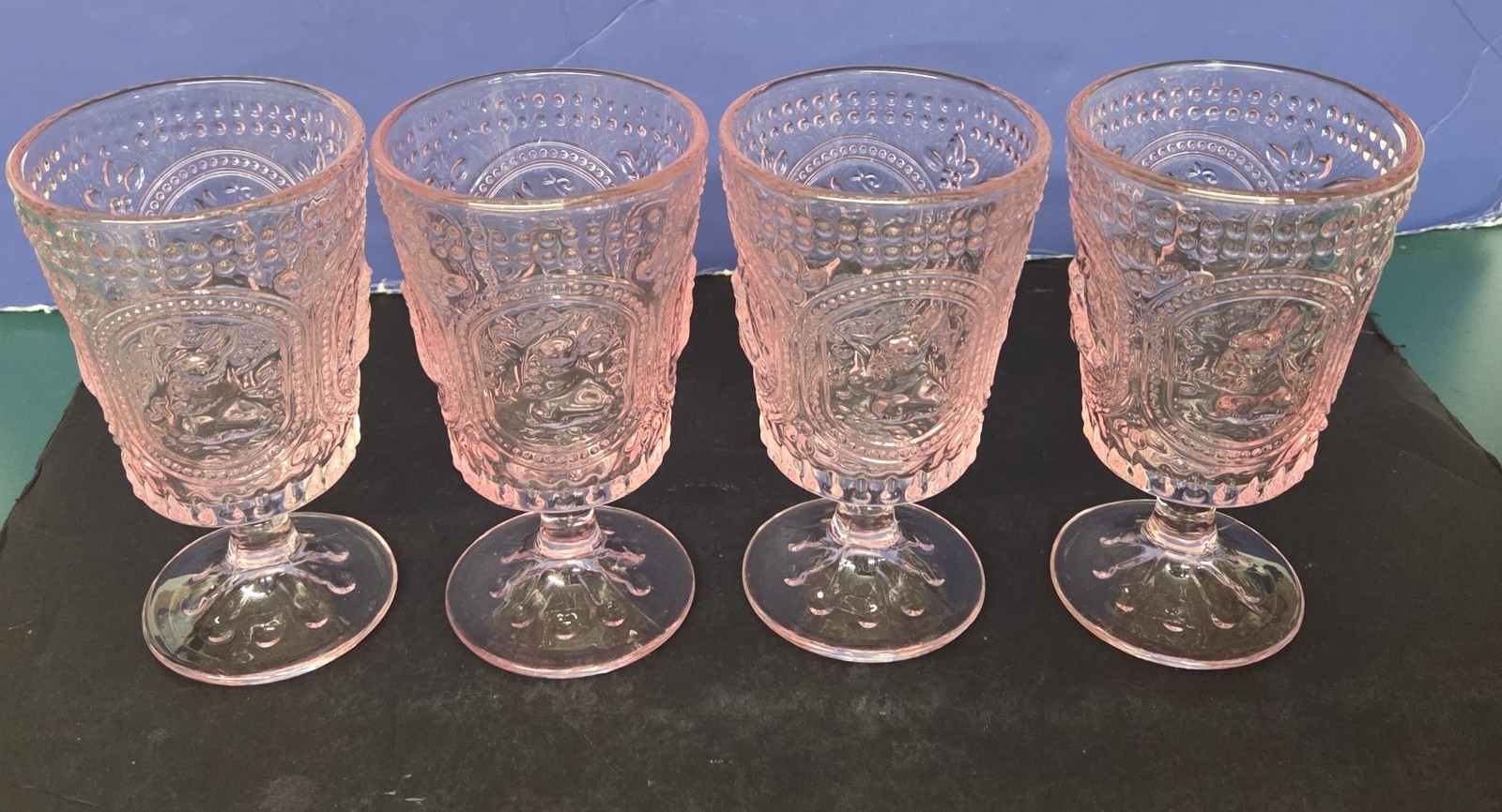 4 Vintage Style Pink Hobnail Table Home Embossed Bunny  Water Goblets Glasses 