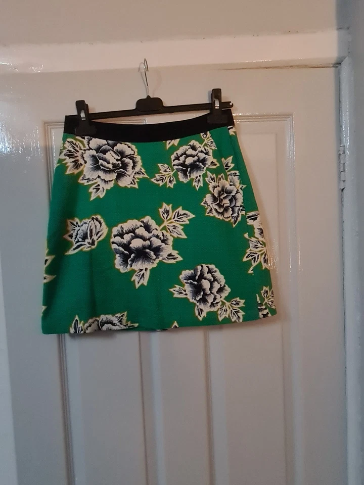 Warehouse Women's Mini Skirt Size 10 - Image 2 of 4