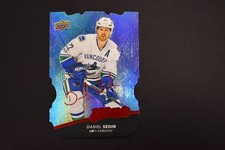 2017-18 UD MVP Hockey Colors and Contours Level 3 Blue Die-Cut Daniel Sedin #156