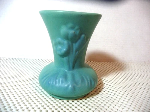 VAN BRIGGLE ART POTTERY TULIP 5 INCH TURQUOISE BLUE VASE