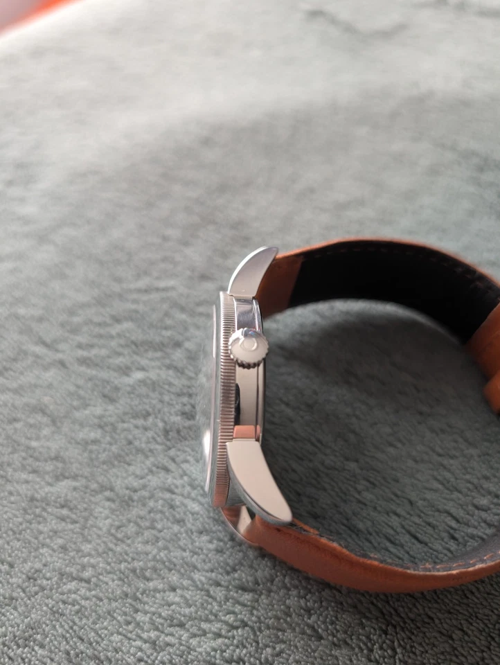 Omega - 2004 Museum Collection '1938 Pilots Watch' reedição - Imagem 4 de 4