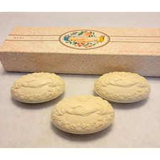 VTG Avon Touch of Love Spring Lavender 1970s Collectible BarSoap Display w/ Box