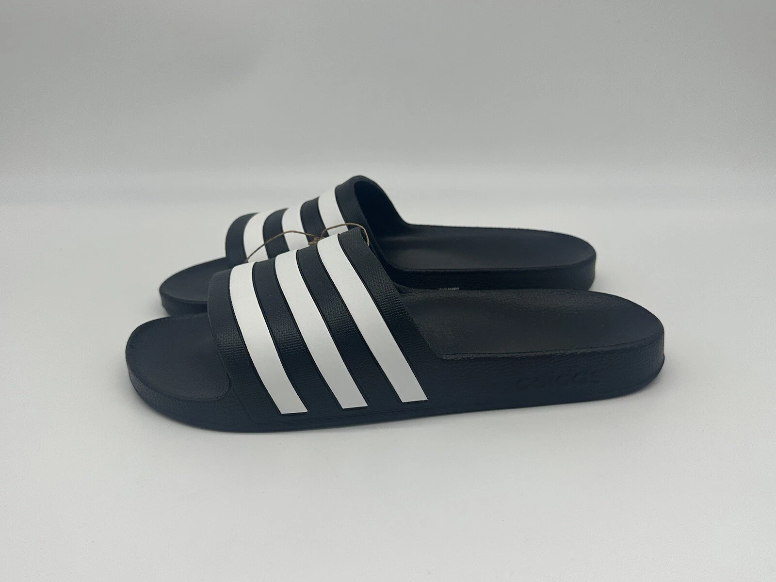 Sandali Adidas Adilette Aqua da uomo taglia 12 core nero nuvola bianco slide F35543
