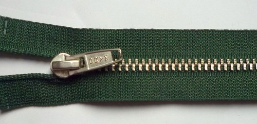 Metal Zipper 22cm Dark Green with Silver-Colored Clasps Prym FB.461
