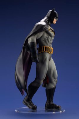 Kotobukiya ARTFX – Statua Batman 1/6 “Last Knight On Earth” 30 Cm