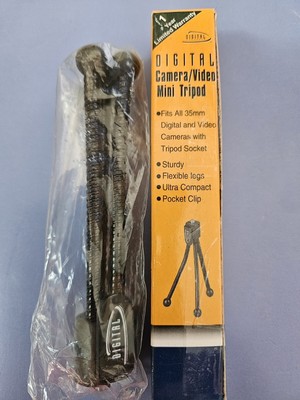 Digital Concepts Tripod Mini Video Camera Tripod Flexible Pocket Sized W/Box NIB