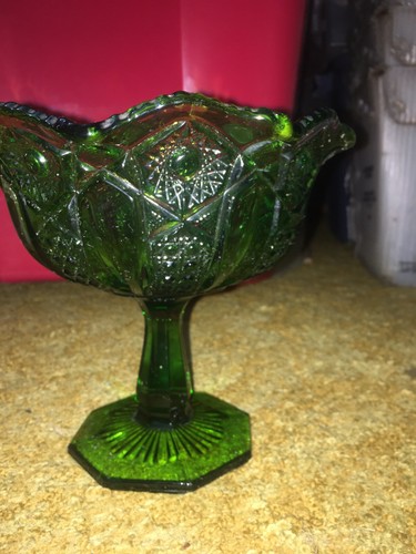 Green Colored Glass Stars Dot panel Footed Compote Bowl Dish Pedestal 7 1/4”t - Picture 3 of 12