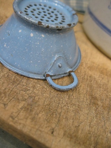 Antique Child's German Toy Blue Graniteware Colander - Picture 5 of 9