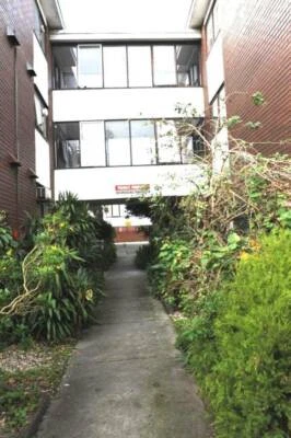 1 Bed Room And 1 Studie Apartment St Kilda Mitford Street Property For Rent Gumtree Australia Port Phillip St Kilda 1256422002