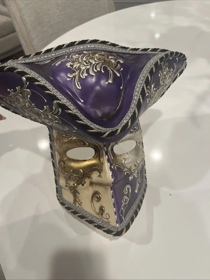 Purple Night And Day Casanova Masquerade mask - Made In Italy -Venetian Mask - Image 2 of 4