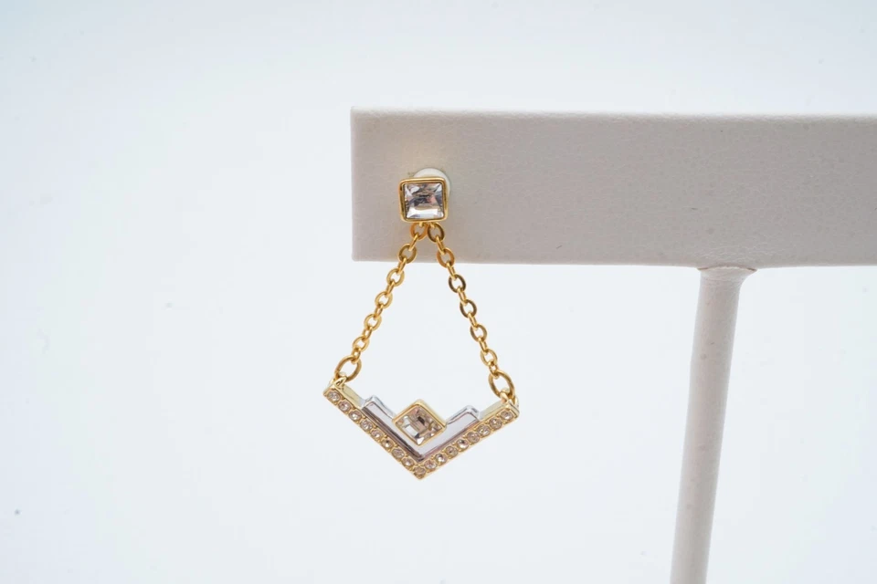 Brincos de cristal Swarovski tom dourado - Imagem 2 de 4