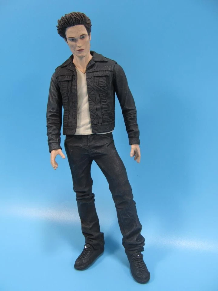 Figura de dibujos animados NECA Twilight Edward Cullen 7 pulgadas modelo estatuilla coleccionables Foto 4 de 4