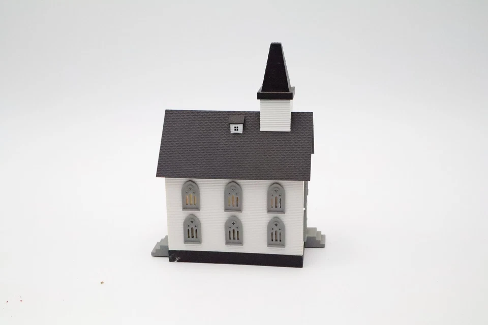 Antigo edifício de igreja escala HO 6” de altura capela branca com campanário Plasticville - Imagem 4 de 4