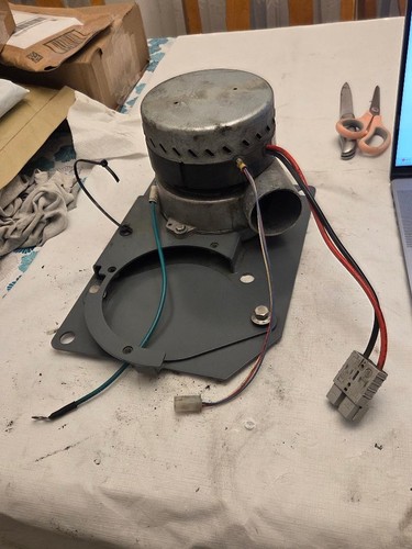 TENNANT M17 H20 FAN VACUUM Motor 36VDC  Tennant 1218331 0388614 911057