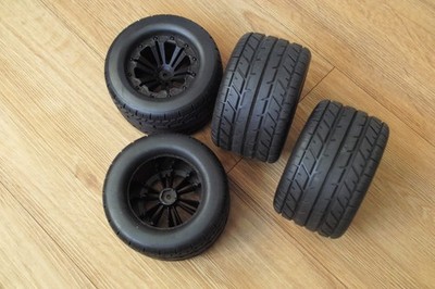 Monster Truck Räder 1:10 115 mm ''NEU'' 4 STÜCK