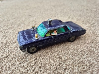 VINTAGE ORIGINAL 60ER JAHRE CORGI TOYS 487 OLDSMOBILE SUPER 88 MANN AUS ONKEL AUTO