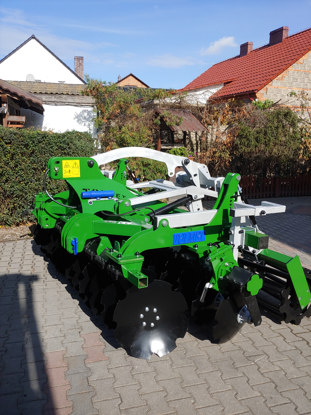 Bild 1 von 24