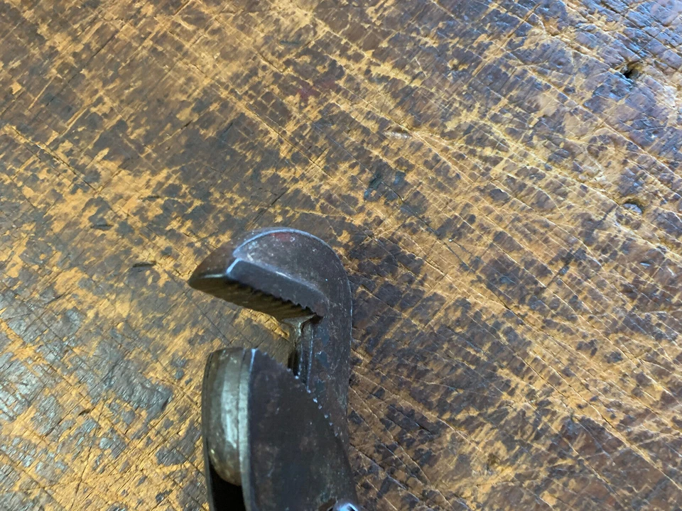 Vintage 7" Adjustable Roll Grip Pipe Wrench . Made in UK? - Germany? - Image 4 of 4