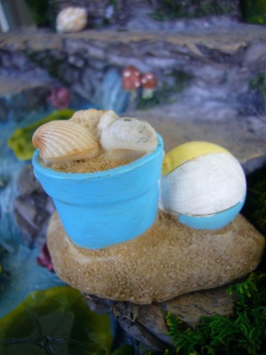 Seashell Pale/ Bucket and Ball 1pc MI 55878 Miniature Fairy Garden - Picture 4 of 4