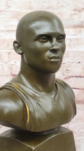Limited Edition Milo Kobe Bryant Bust Bronze Sculpture Signed Collector Edition - Picture 8 of 10