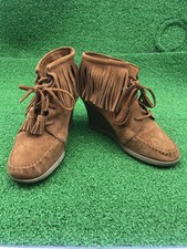 green minnetonka moccasins