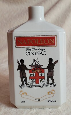 Freimaurer Napoleon Fine Champagne Cognac.Fiji Keramik Flasche.H-20cm