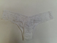 Hanky Panky Women's 3 Pack Signature Lace Low Rise Thong, White, One Size