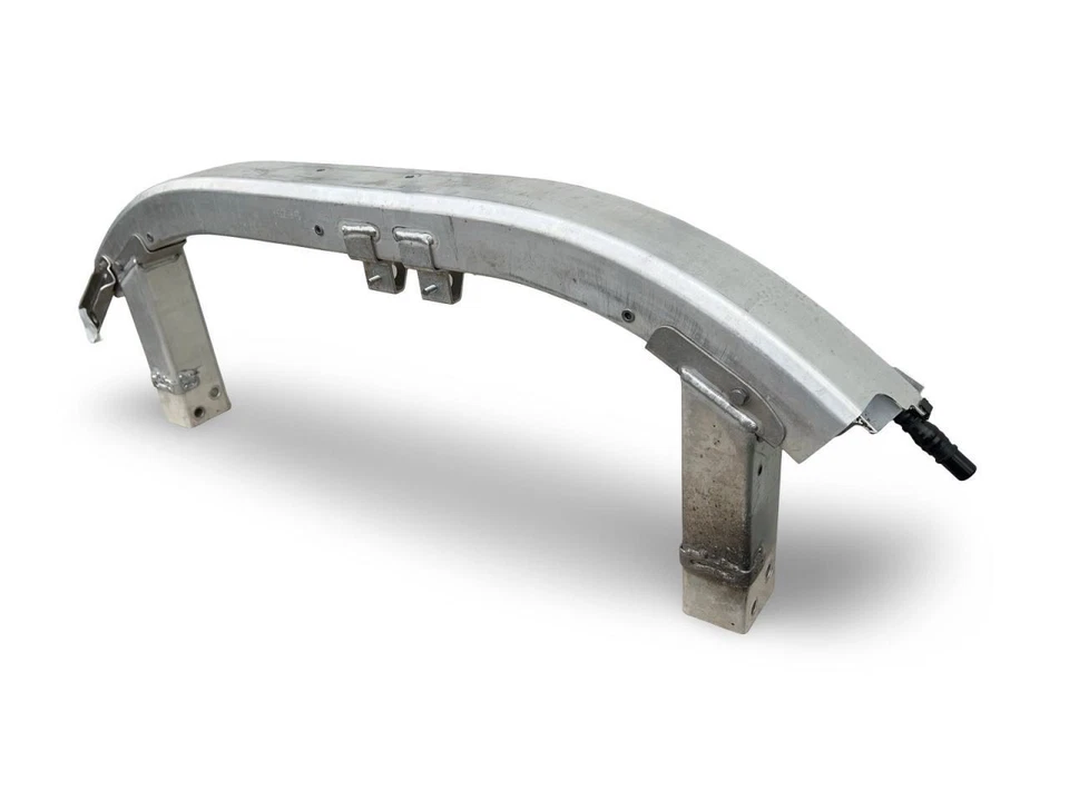 Refuerzo del parachoques trasero BMW I8 2014-2019 Foto 4 de 4