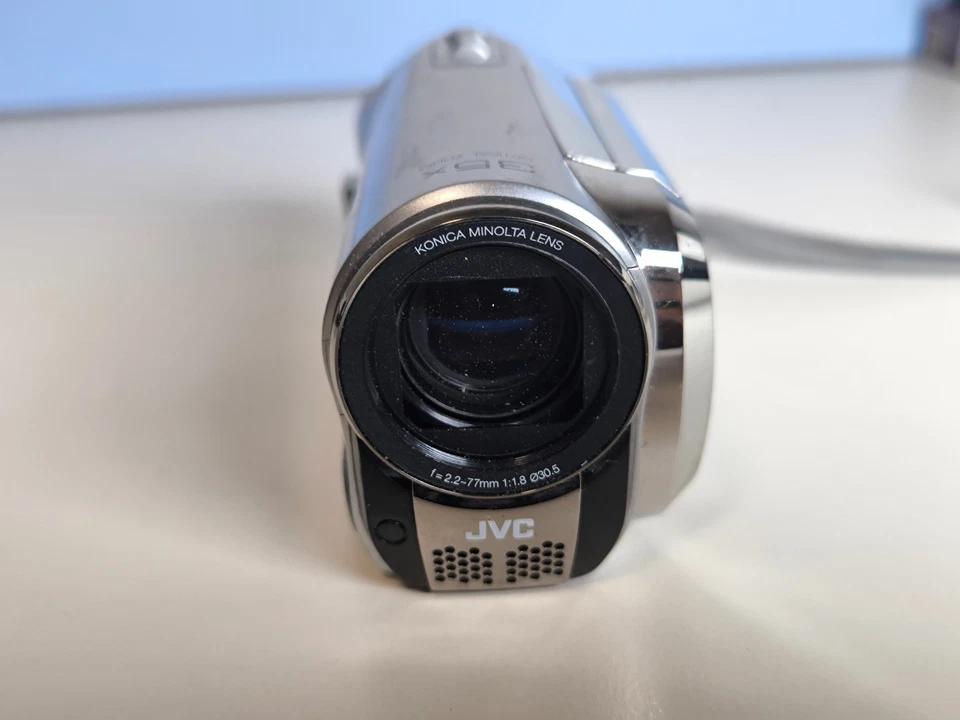 JVC GZ-MS95 SE  Camcorder   JVC Silber 35X Optical Zoom   - Bild 2 von 4