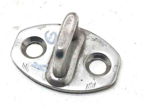 VW TOUAREG 7LA, 7L6, 7L7 Verriegelungshaken der hinteren Abdeckung 21313747