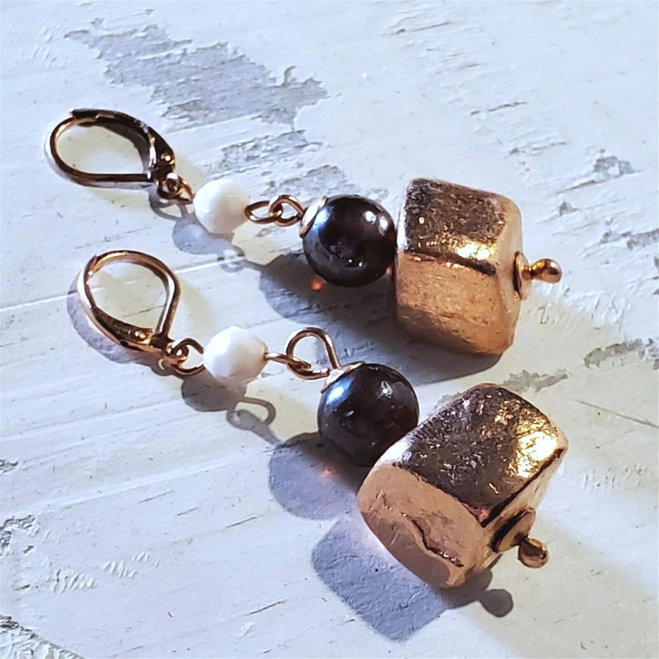 手工制作尼泊尔铜浸巴洛克黄铜珠耳环 — 第 3/4 张图片