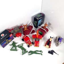 Junk Drawer Boys Toy Mixed Lot of Action Figures TMNT Accessories 