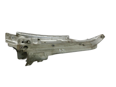 Halter Träger Führung Aufnahme f. Kotflügel re vo für Audi Q7 4L 05-09 4L0805920