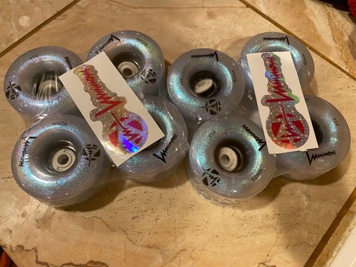LUMINOUS LED Glitter BLACK PEARL Light Up Roller Skate Wheels 8 pack 62mm 85A