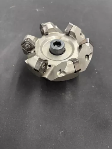 Haas 3" Face Mill, 1" Pilot Bore x 45° Lead Angle, 6 Flute TSC w/ Inserts