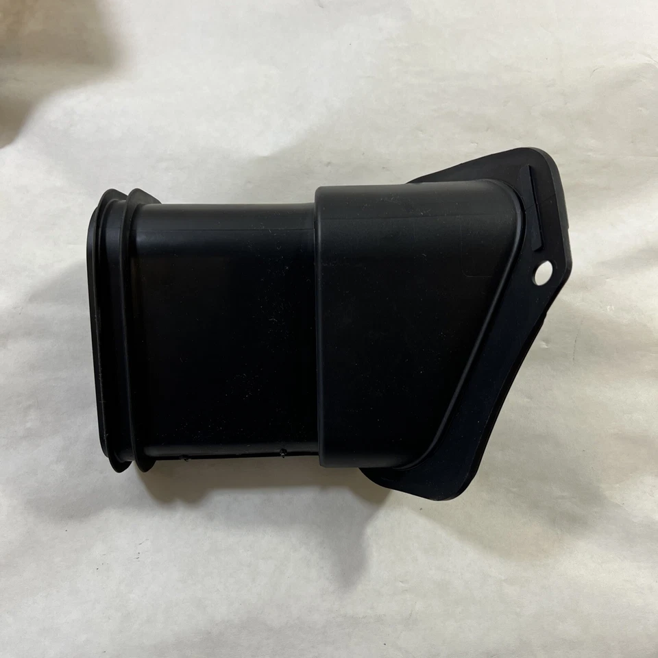 Adaptador de purificador de aire de admisión genuino OEM GM Buick LaCrosse Allure 10-16 55561770 Foto 3 de 4