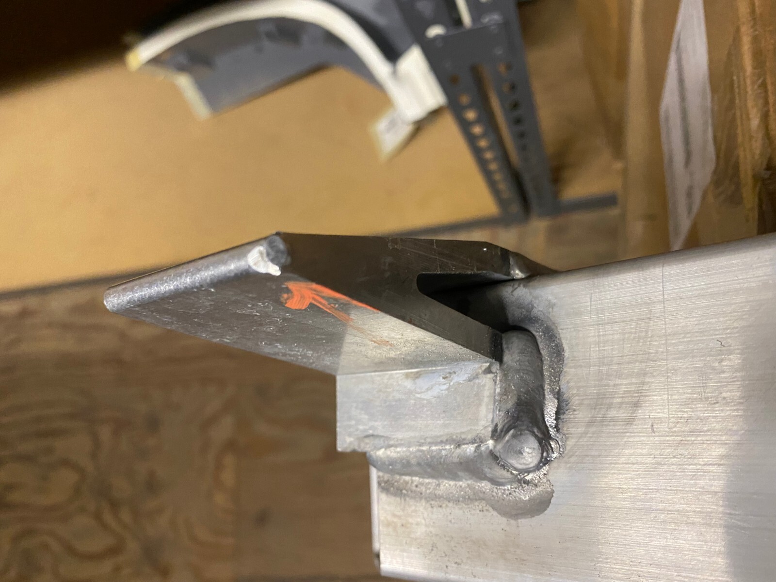 ASTON MARTIN DB11 REAR BUMPER REINFORCEMENT