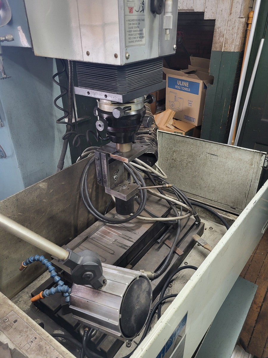 Joemars Santec Z-Axis EDM, Model AZ50, Ram Sinker, Low Hours | eBay
