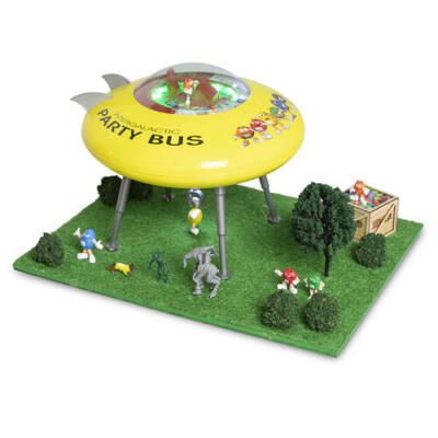 Menards ~ O Scale M&Ms UFO Scene