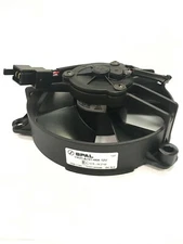 New NOS Spal 5.2" 12V Puller Fan VA31-A101-46A Square Plug