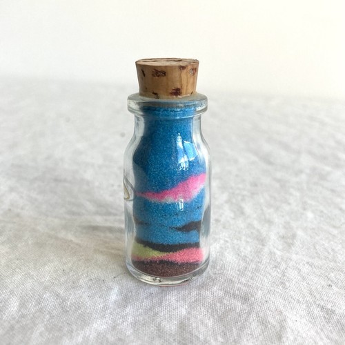 Blue Sand Bottle Cute Island Scene Decoration Ornament Glass Holiday Souvenir - Picture 4 of 5