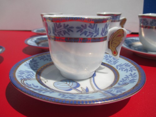 8 Vintage Royal Cafe Huahai Chaozhou Demitasse Butterfly Espresso Cups & Saucers - Picture 3 of 11