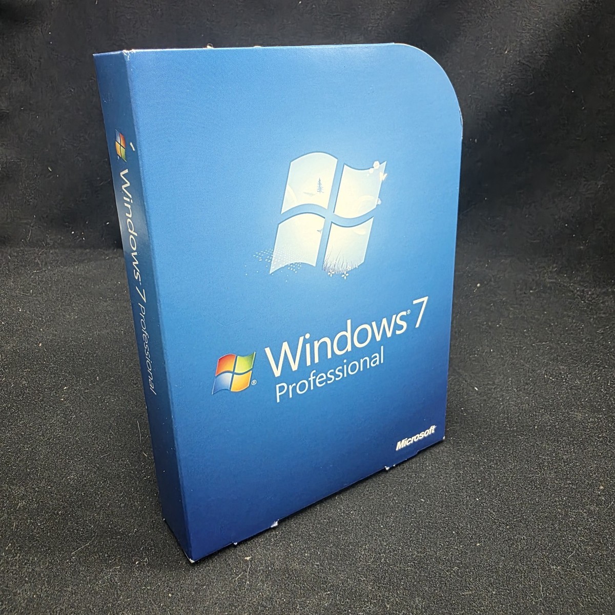 Microsoft Windows 7 Professional 32/64 Bit Full Version for