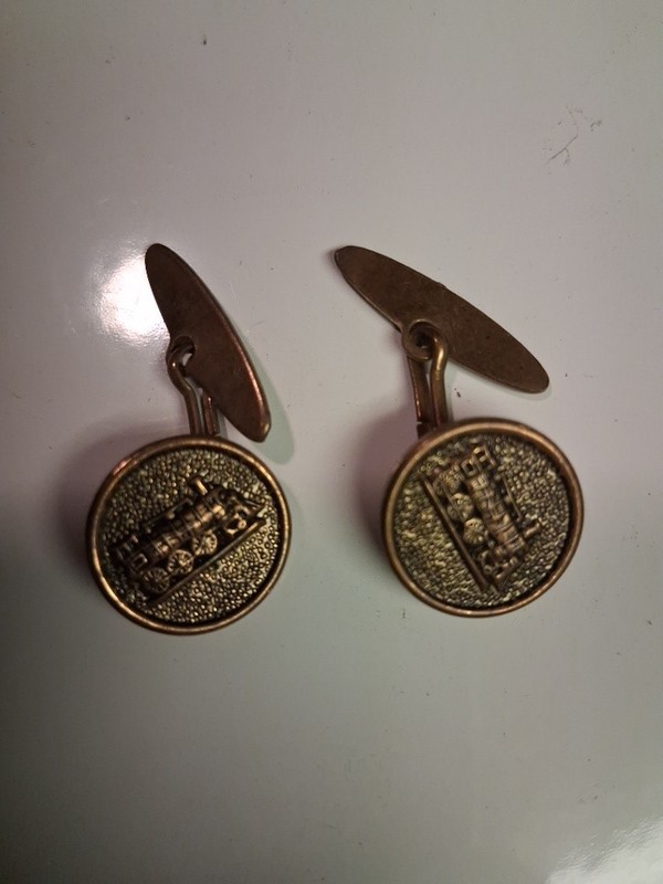 2 Antique vintage 1950's Chain Link Cufflinks Antique Gold Train Design.
