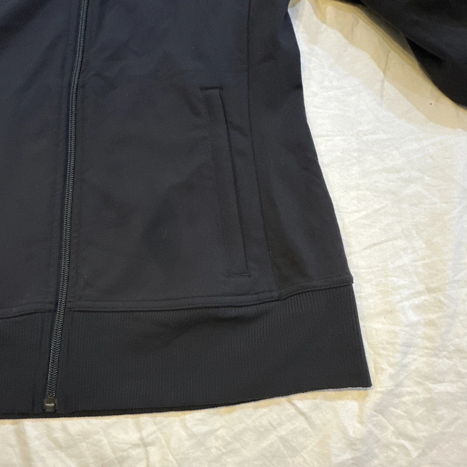Chaqueta de pista Athleta Circa negra blanca a rayas cremallera completa para mujer talla pequeña Foto 3 de 4
