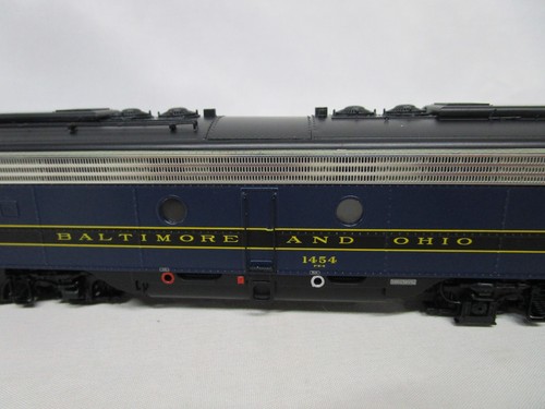 Walthers Proto HO B&O Baltimore Ohio E8 ABA Diesel Locomotive Powered Set NOS - Picture 7 of 17