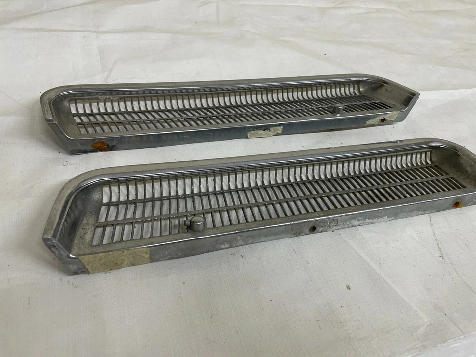 1963 1964 Buick Riviera Cowl Screen Vent Trim Molding Louver Moulding Insert Foto 4 de 4