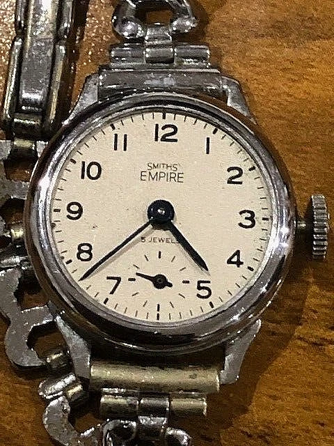 Smiths empire online watch
