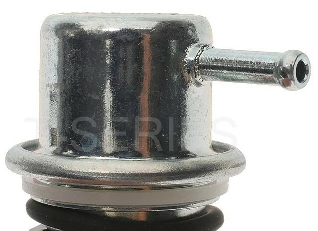 SMP STANDARD Fuel Pressure Regulator for 1996-1998 CHEVROLET C2500 V8-5.0L - Image 2 of 4