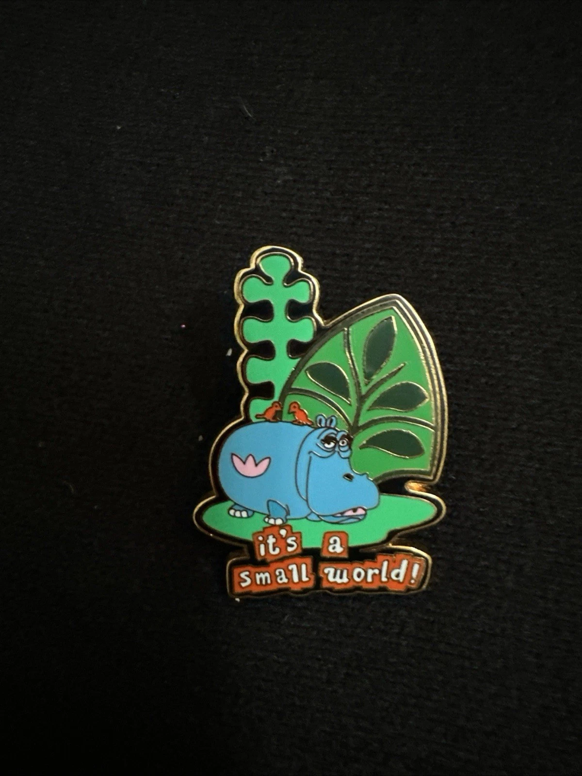 Disney Pin Attraction Trios It's a Small World Blue Hippo LR 2007
